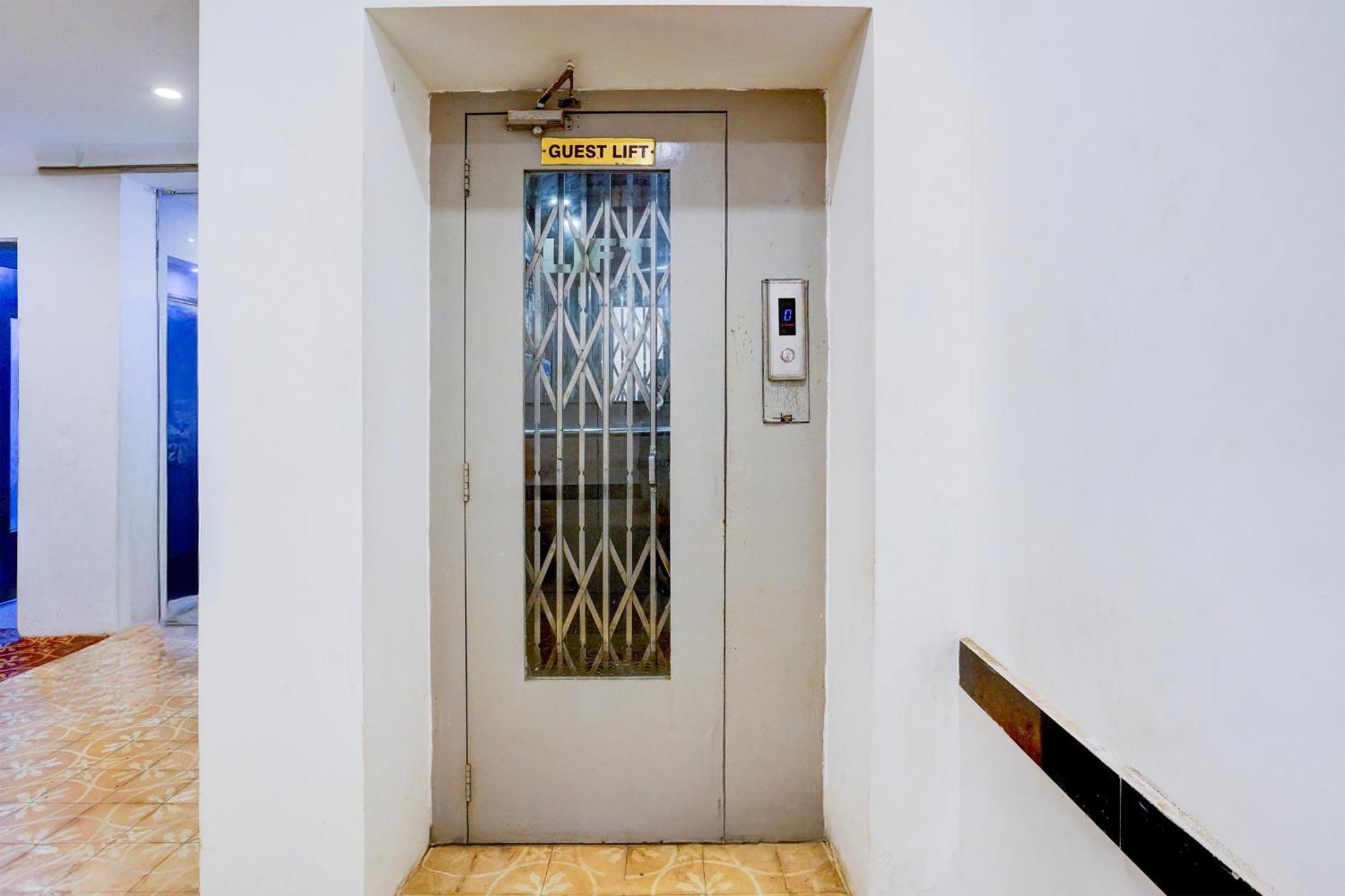 Hotel Townhouse Khar The Habitat Bombay Esterno foto